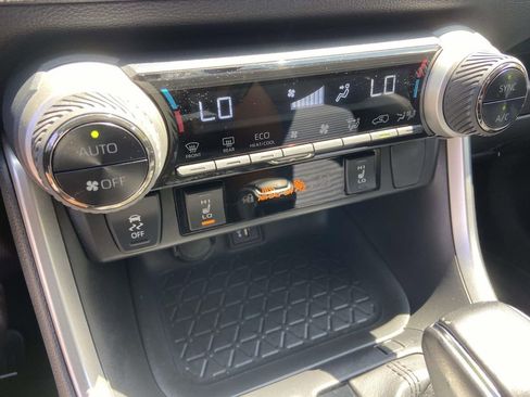 Used 2023 Toyota RAV4 XSE w/ XSE Grade Weather Package AWD/4WD image 27