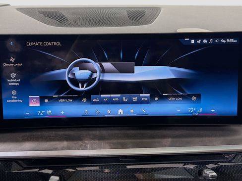 Used 2024 BMW X5 xDrive40i w/ Parking Assistance Package image 19