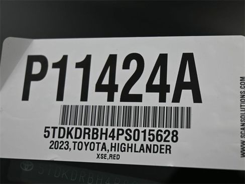 Used 2023 Toyota Highlander XSE image 26