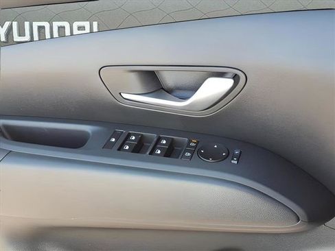 New 2026 Hyundai Tucson SE image 26