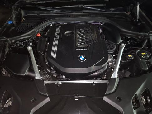 Used 2021 BMW 540i w/ Premium Package RWD image 7