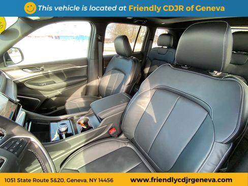 New 2026 Jeep Grand Cherokee Limited image 11