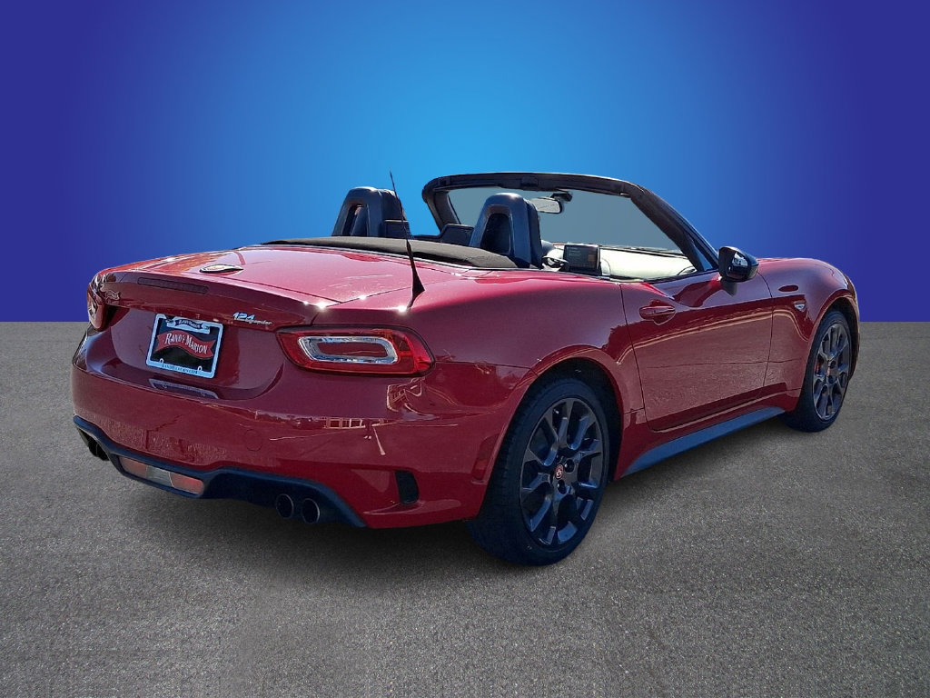 Used 2017 FIAT 124 Spider Abarth RWD image 4