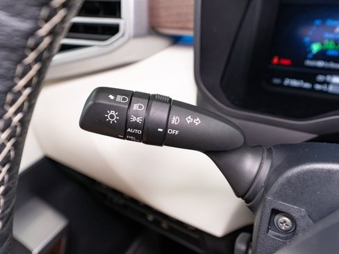 Used 2023 Toyota Tundra Capstone AWD/4WD image 33