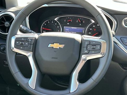 New 2025 Chevrolet Blazer LT w/ Convenience Package image 14
