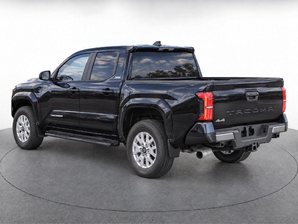 Used 2025 Toyota Tacoma SR5 AWD/4WD image 3