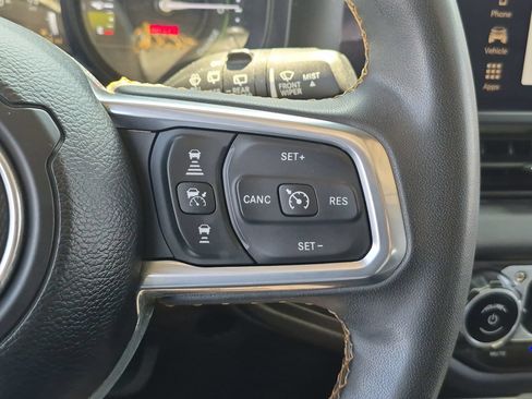 Used 2024 Jeep Wrangler Unlimited Sahara AWD/4WD image 17