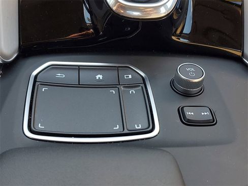 Certified 2025 Acura TLX w/ Technology Package image 27