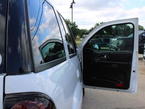 Used 2007 Chevrolet TrailBlazer LT RWD image 30