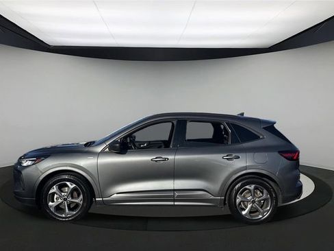 Used 2023 Ford Escape ST-Line image 10
