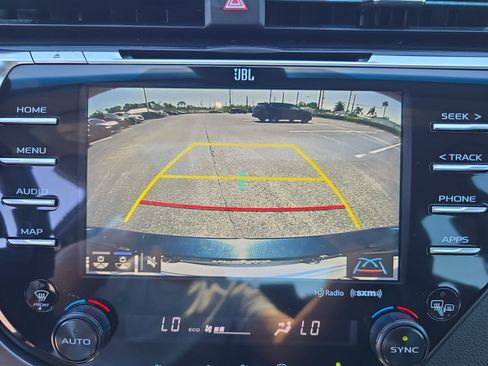 Used 2019 Toyota Camry XSE FWD image 18