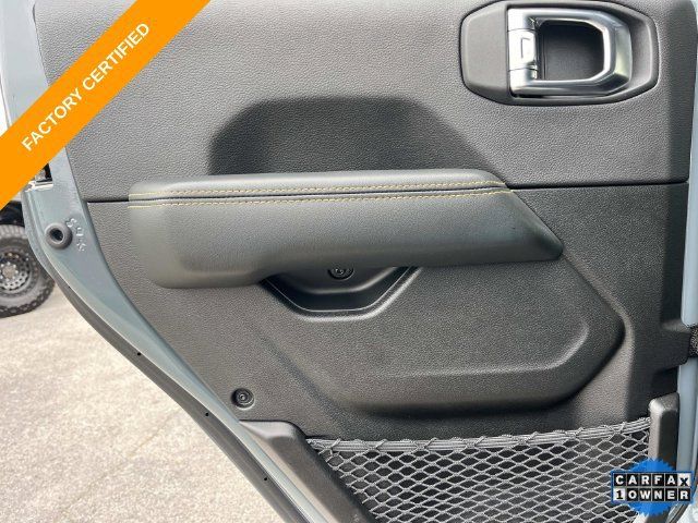 Used 2026 Jeep Wrangler Unlimited Sahara AWD/4WD image 18