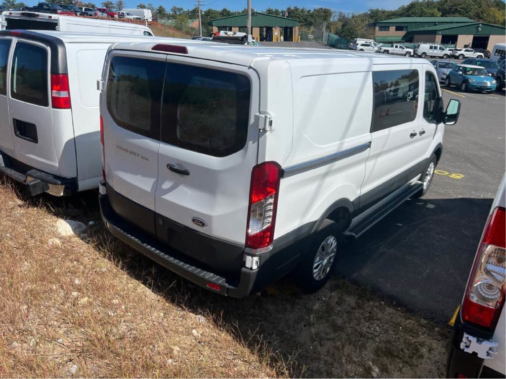 Used 2025 Ford Transit 250 Low Roof w/ Exterior Upgrade Package RWD image 5