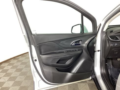 Used 2018 Buick Encore Preferred AWD/4WD image 15