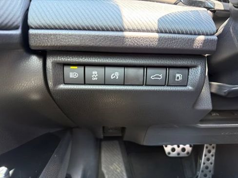 Used 2025 Toyota Camry SE FWD image 12