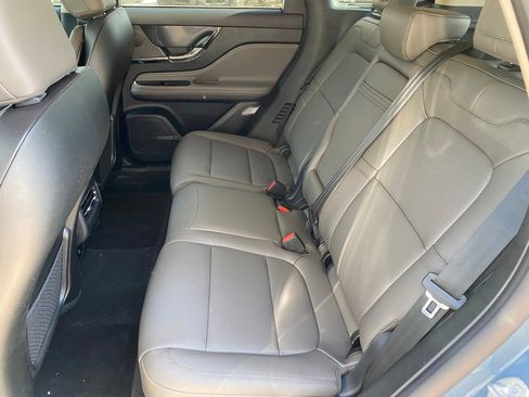 New 2026 Lincoln Corsair Premiere image 14