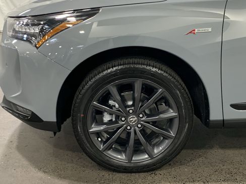 Used 2025 Acura RDX A-Spec image 11