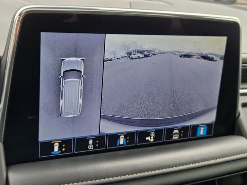 Used 2021 GMC Yukon SLT w/ SLT Luxury Package image 27