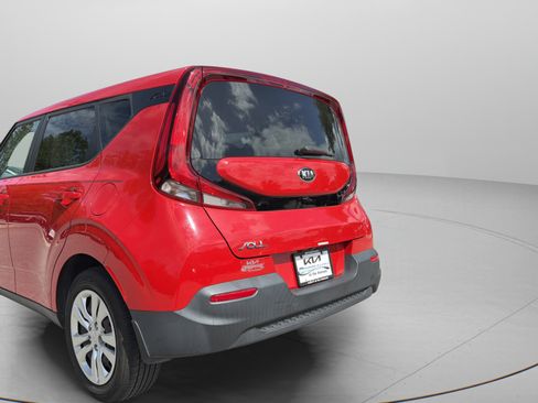 Used 2020 Kia Soul LX FWD image 5