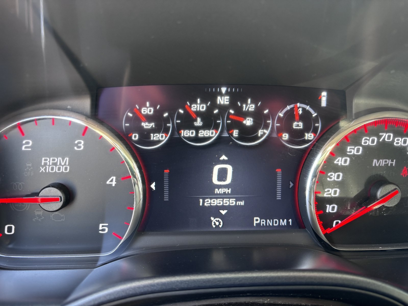 Used 2015 GMC Sierra 2500 Denali w/ Duramax Plus Package AWD/4WD image 13
