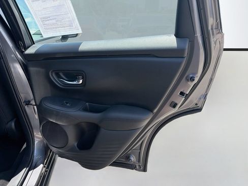 Used 2024 Honda HR-V LX image 29