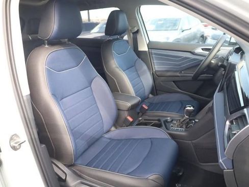 New 2026 Volkswagen Taos SEL image 19