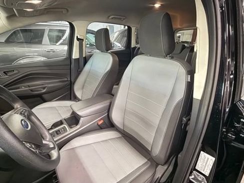 Used 2018 Ford Escape S FWD image 17