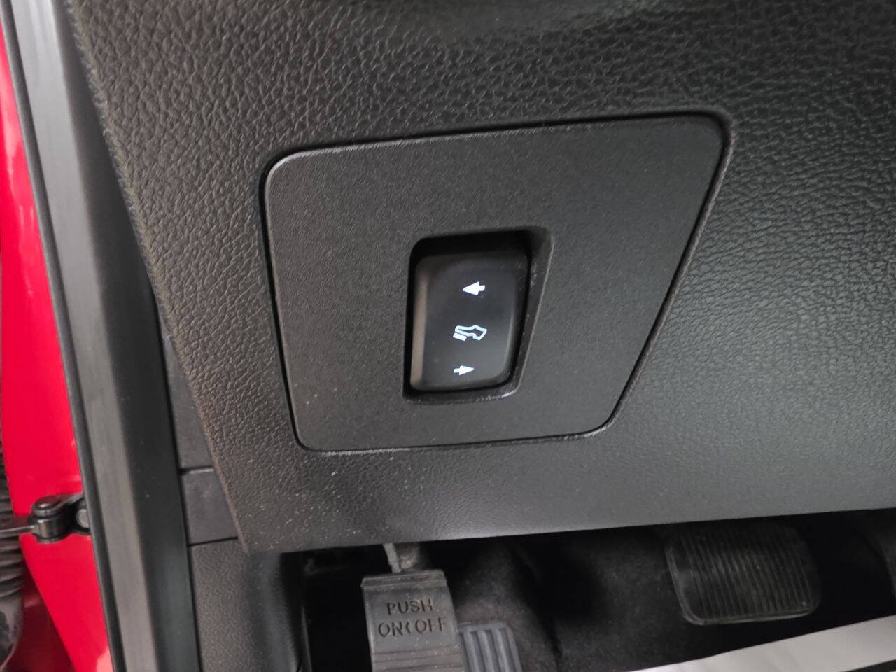 Used 2016 Ford F150 XLT w/ Equipment Group 302A Luxury AWD/4WD image 29