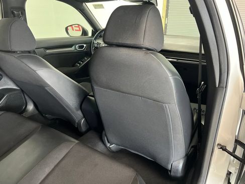 Used 2024 Honda Civic Sport image 11