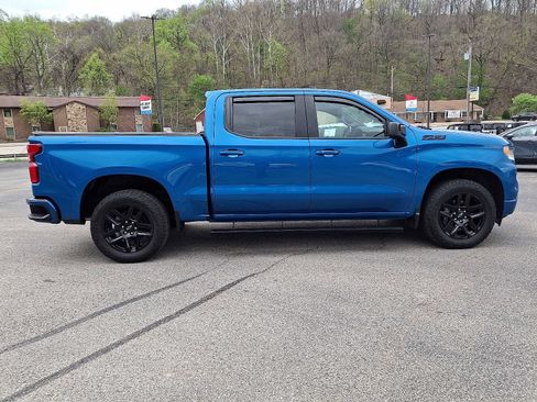 Used 2022 Chevrolet Silverado 1500 RST w/ Z71 Off-Road Package AWD/4WD image 7