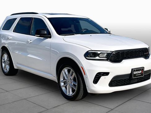 Used 2025 Dodge Durango GT AWD/4WD image 3