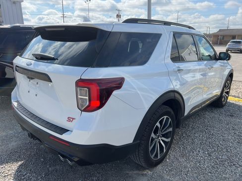 Used 2021 Ford Explorer ST w/ Equipment Group 401A image 2