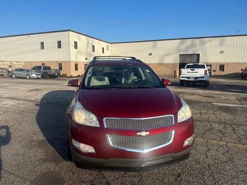 Used 2010 Chevrolet Traverse LTZ AWD/4WD image 3