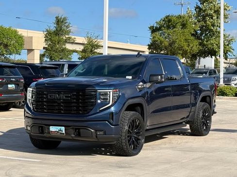 Used 2023 GMC Sierra 1500 Denali w/ Denali Reserve Package AWD/4WD image 8