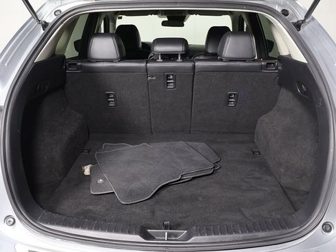Used 2019 MAZDA CX-5 Touring image 15