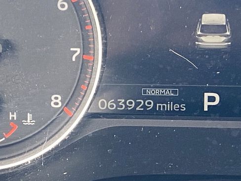 Used 2023 Mitsubishi Outlander SE image 30