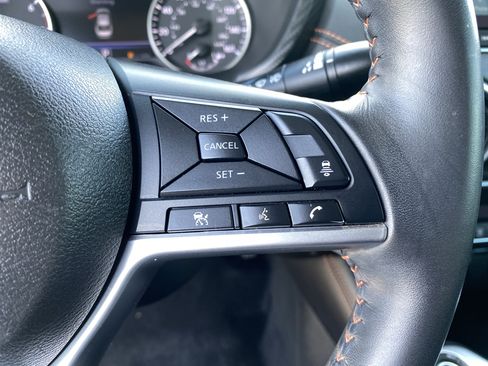 Used 2020 Nissan Sentra SR w/ Electronics Package FWD image 28