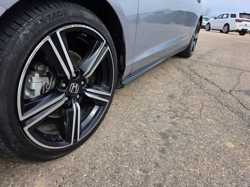 Used 2024 Honda Accord Sport image 38