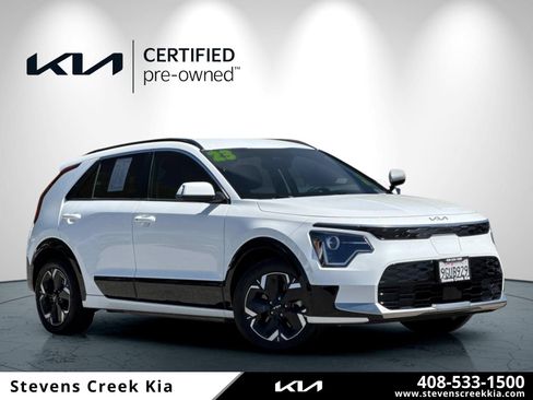 Certified 2023 Kia Niro Wind FWD image 1
