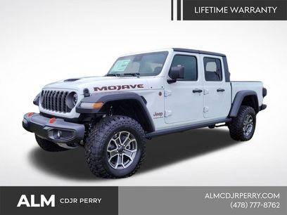 New 2025 Jeep Gladiator Mojave w/ Convenience Group