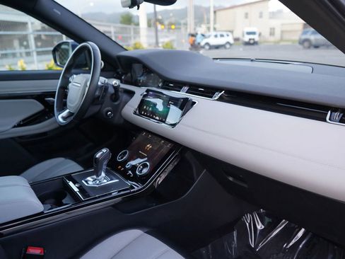 Used 2020 Land Rover Range Rover Evoque First Edition image 18