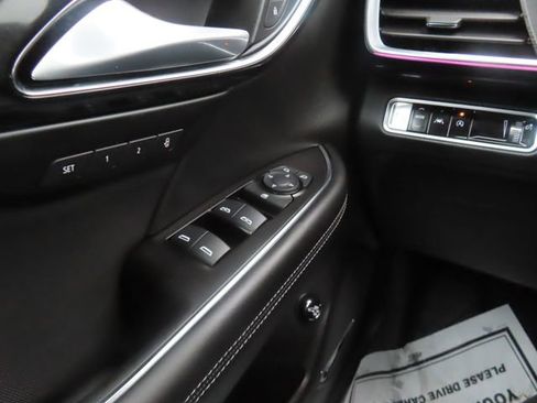 New 2026 Buick Envision Preferred AWD/4WD image 32