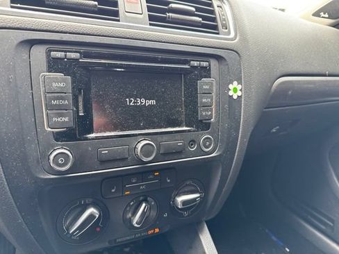 Used 2013 Volkswagen Jetta TDI FWD image 8