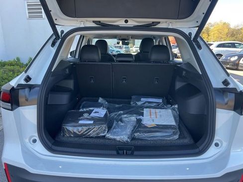 New 2026 Volkswagen Tiguan SE image 26