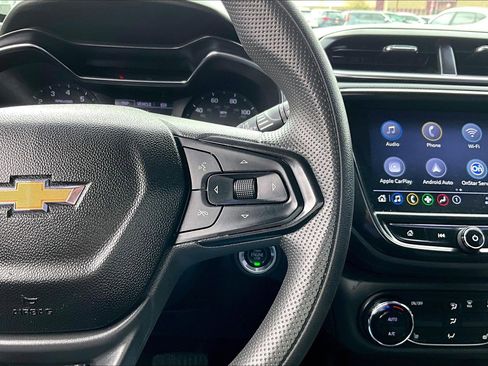 Used 2022 Chevrolet TrailBlazer LT w/ Convenience Package image 19
