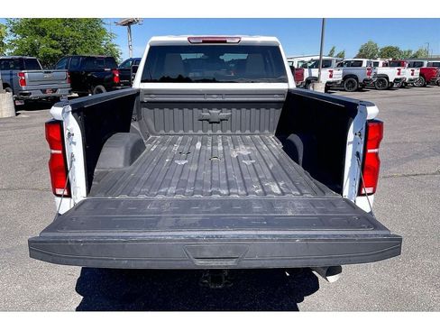 Used 2025 Chevrolet Silverado 3500 LTZ AWD/4WD image 11