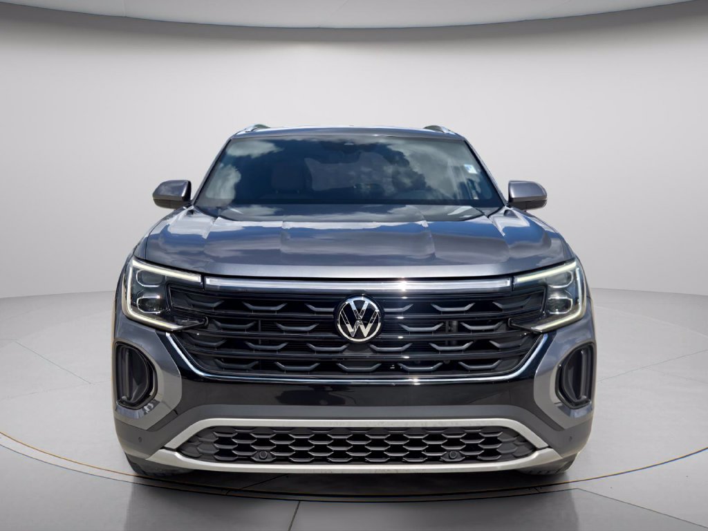 Certified 2024 Volkswagen Atlas Cross Sport SE FWD image 9