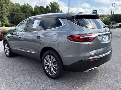 Used 2019 Buick Enclave Avenir w/ Avenir Technology Package AWD/4WD image 5