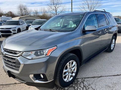 Used 2019 Chevrolet Traverse LT image 1
