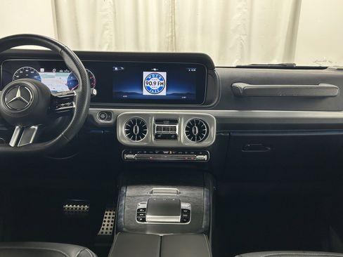 Used 2025 Mercedes-Benz G 550 G 550 image 9